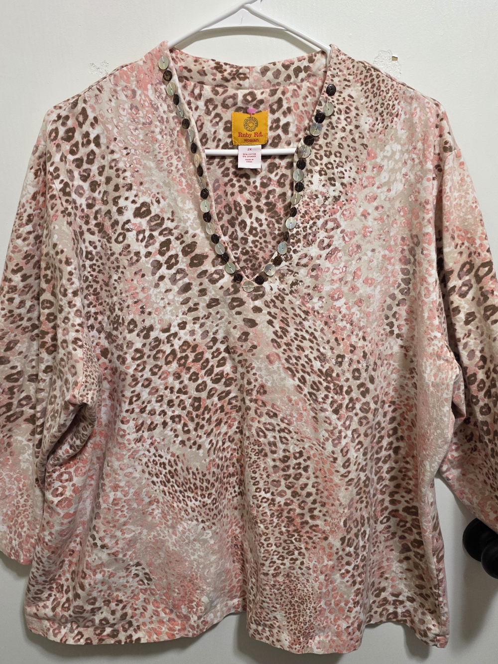 Ruby Rd Woman 2X Pink Leopard Print Top Beaded Embellished V-Neck Cotton